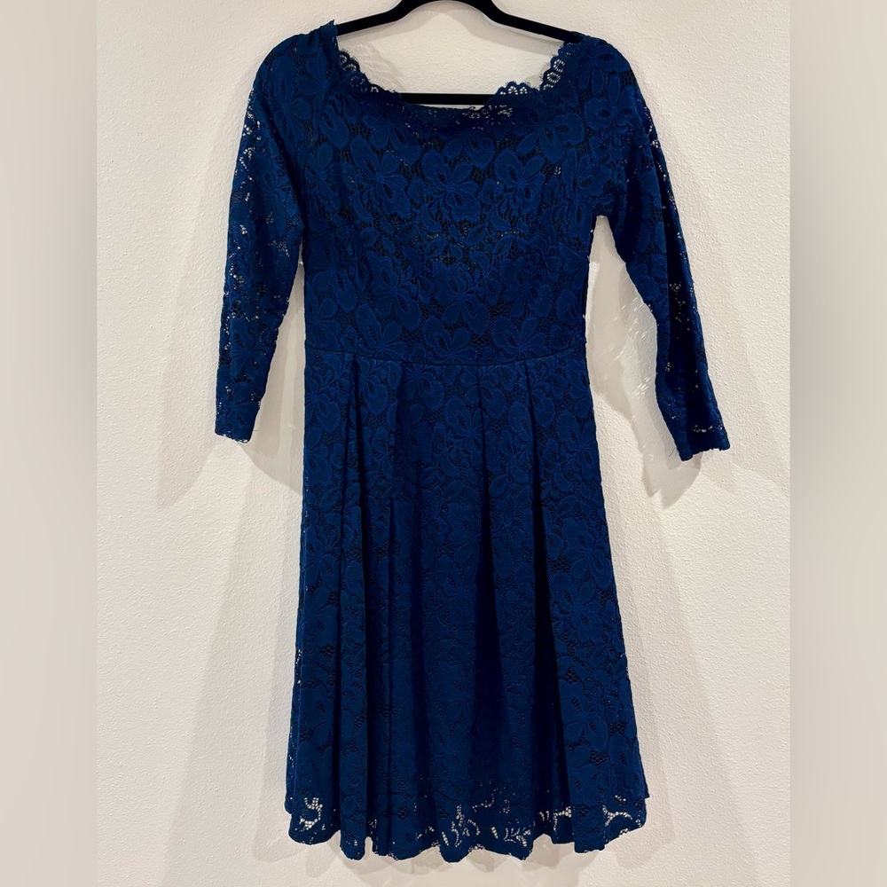 Elegant Blue Lace Dress